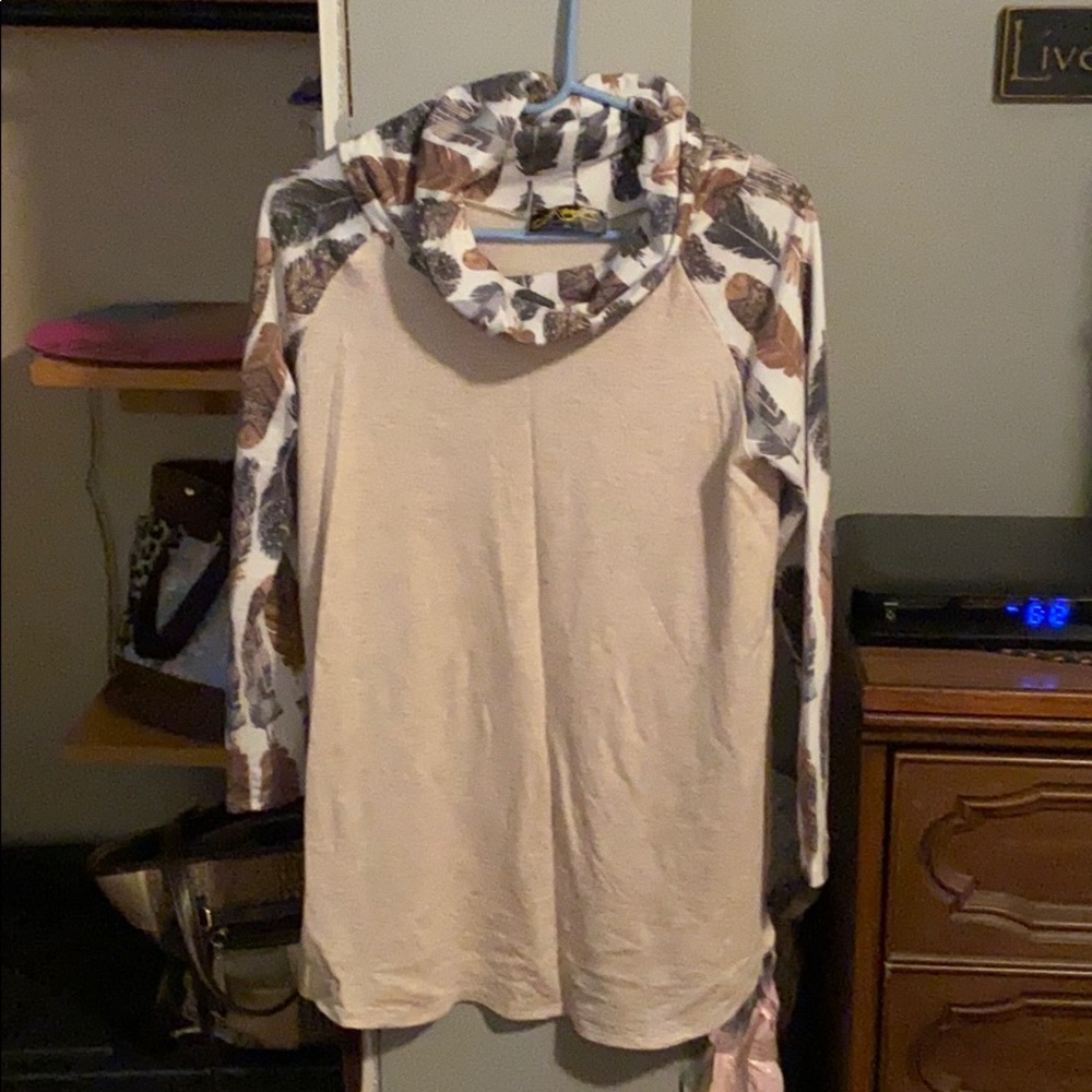NWOT Boutique Long Sleeve Shirt
